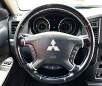 Mitsubishi Pajero Intense  2011