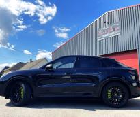 Porsche Cayenne Coupé Turbo S   2020