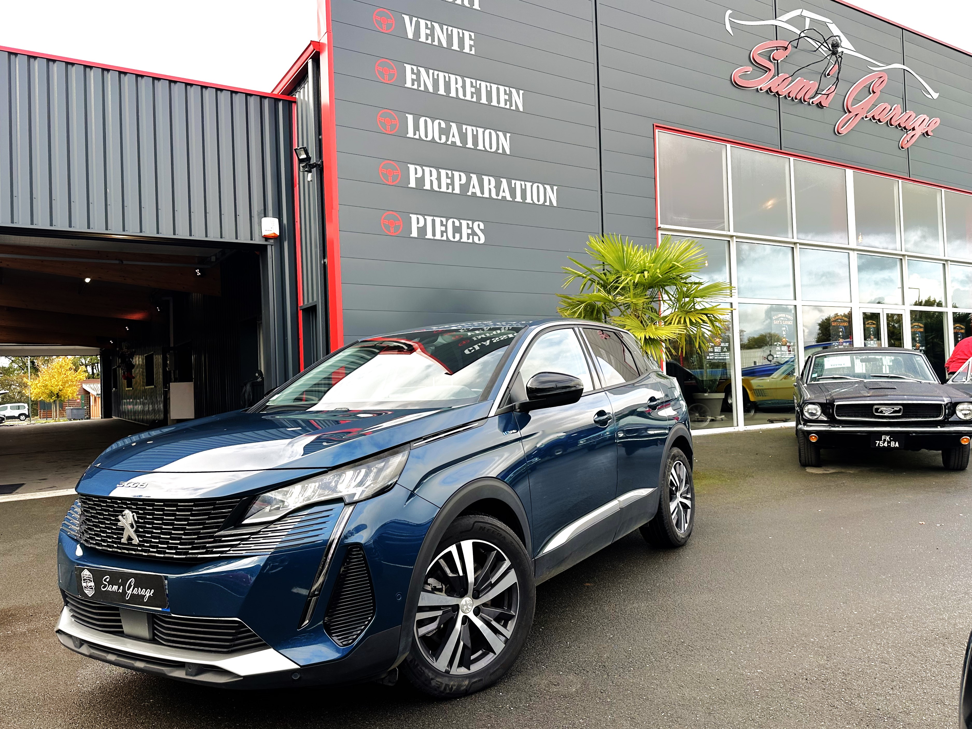 Peugeot 3008 1.6 i EHR 225 ch e-EAT8 Allure Pack 
