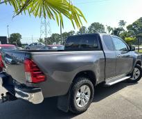 TOYOTA HILUX 2.4 D-4D 150ch King Cabine 4WD Echange Possible 2019